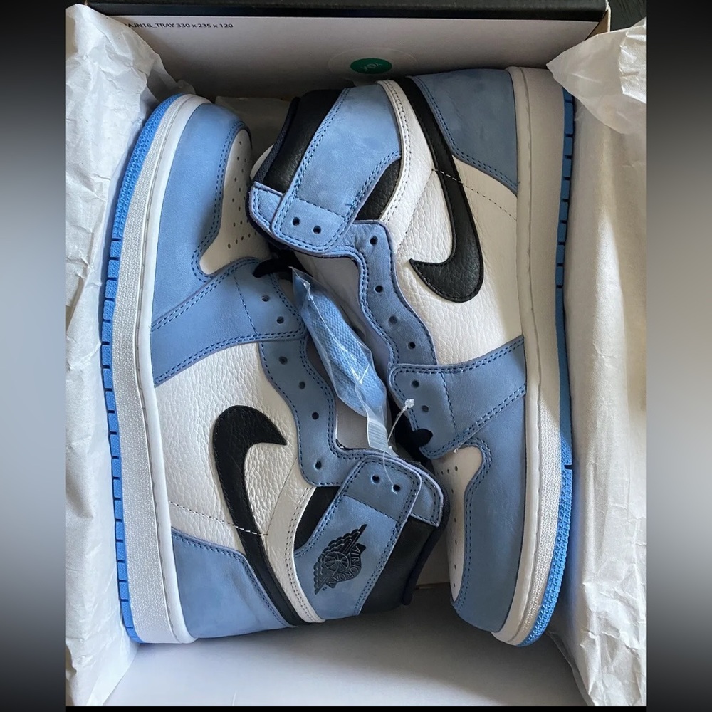 Jordan 1 university blue